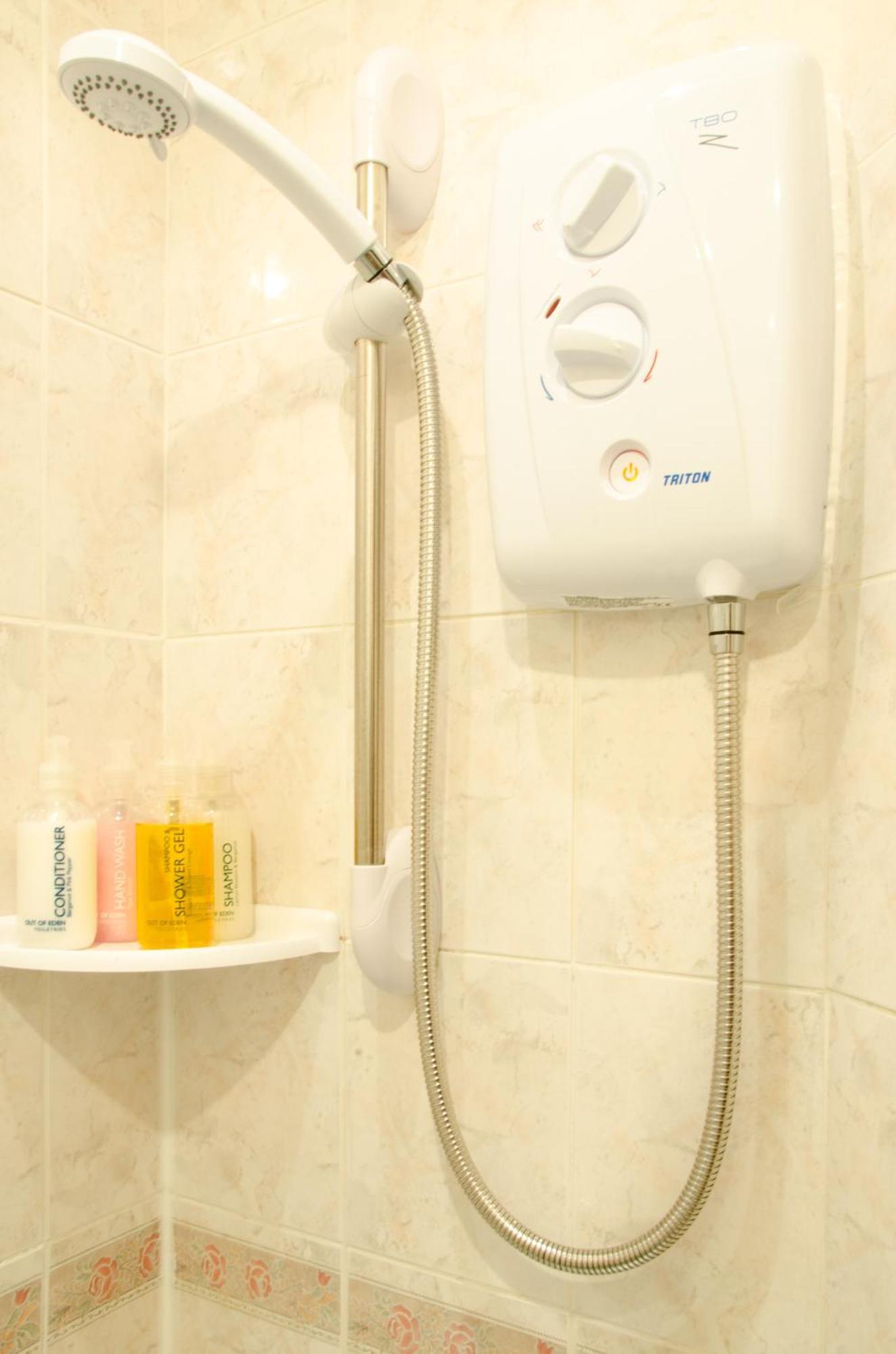 לימינגטון ספא Hedley Villa Guest House מראה חיצוני תמונה