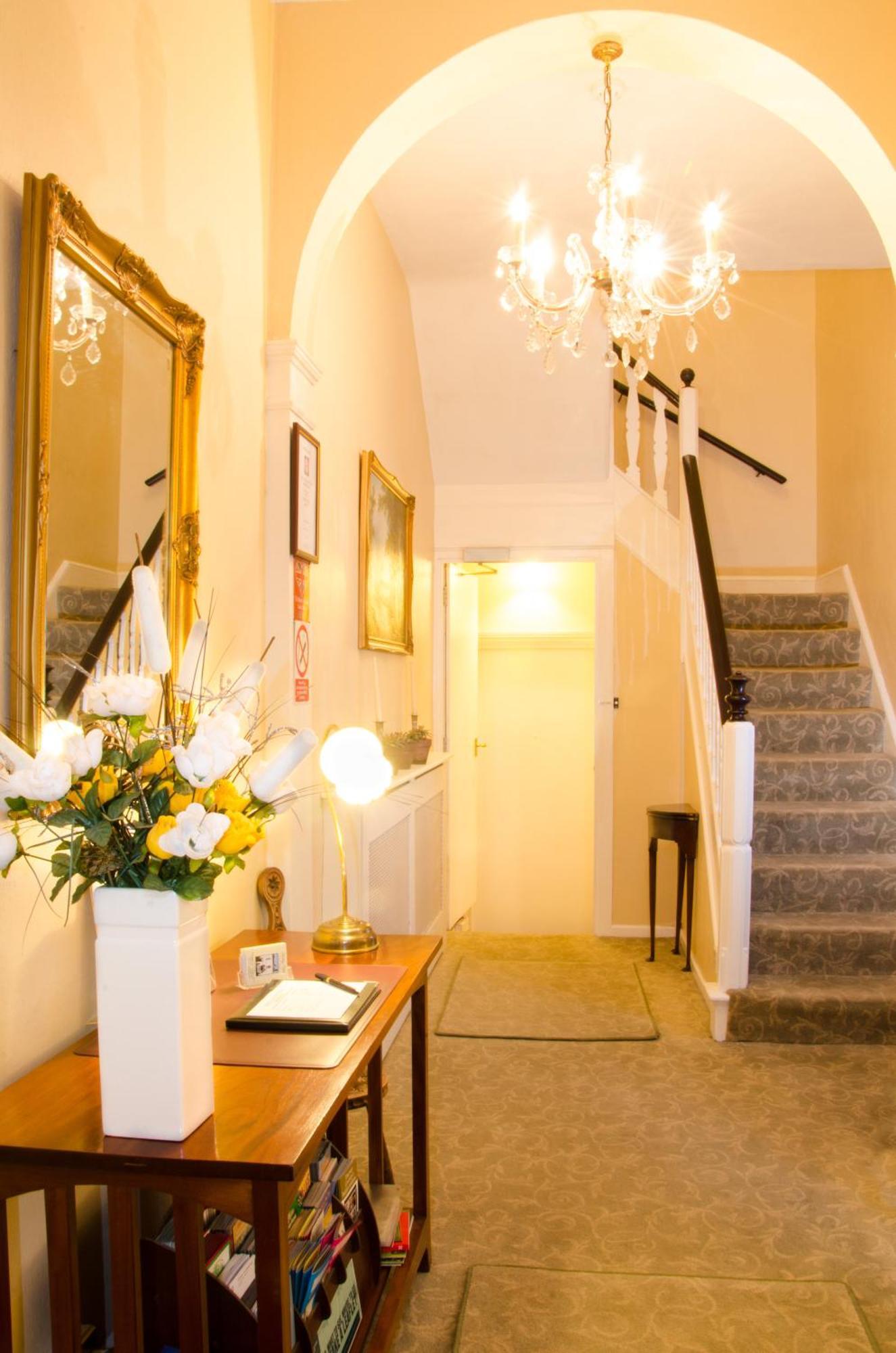 לימינגטון ספא Hedley Villa Guest House מראה חיצוני תמונה
