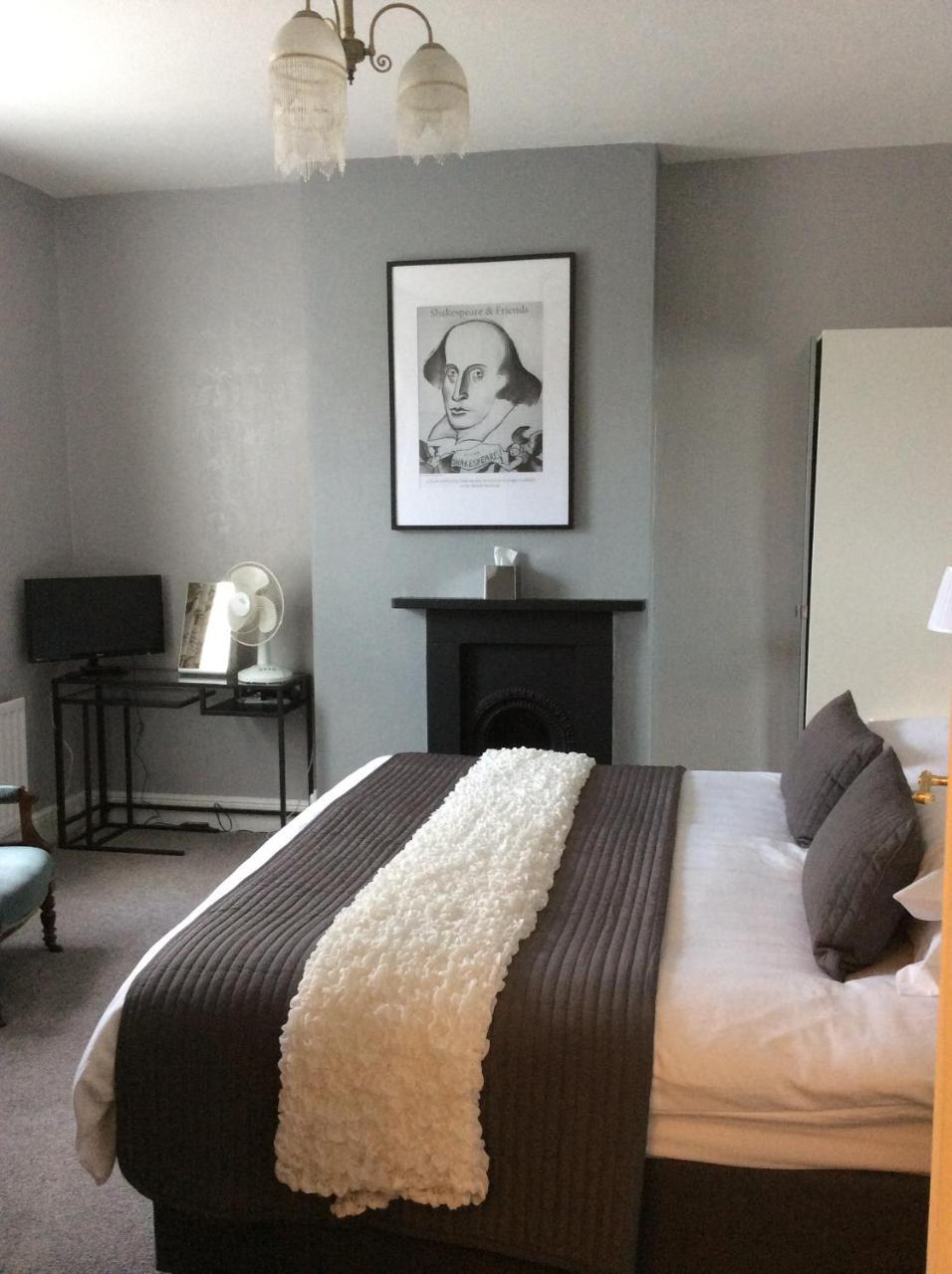 לימינגטון ספא Hedley Villa Guest House מראה חיצוני תמונה